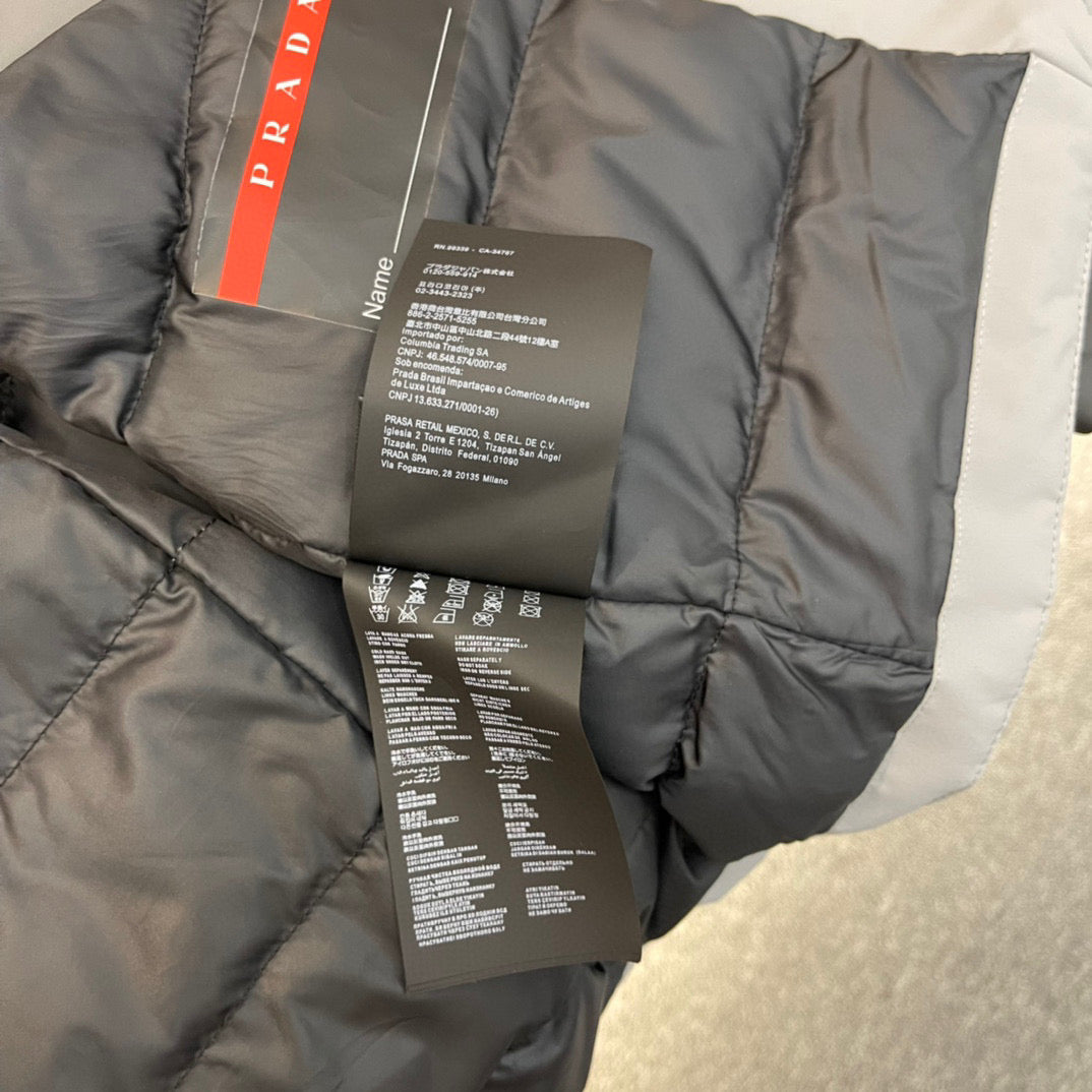Pra*a Jacket