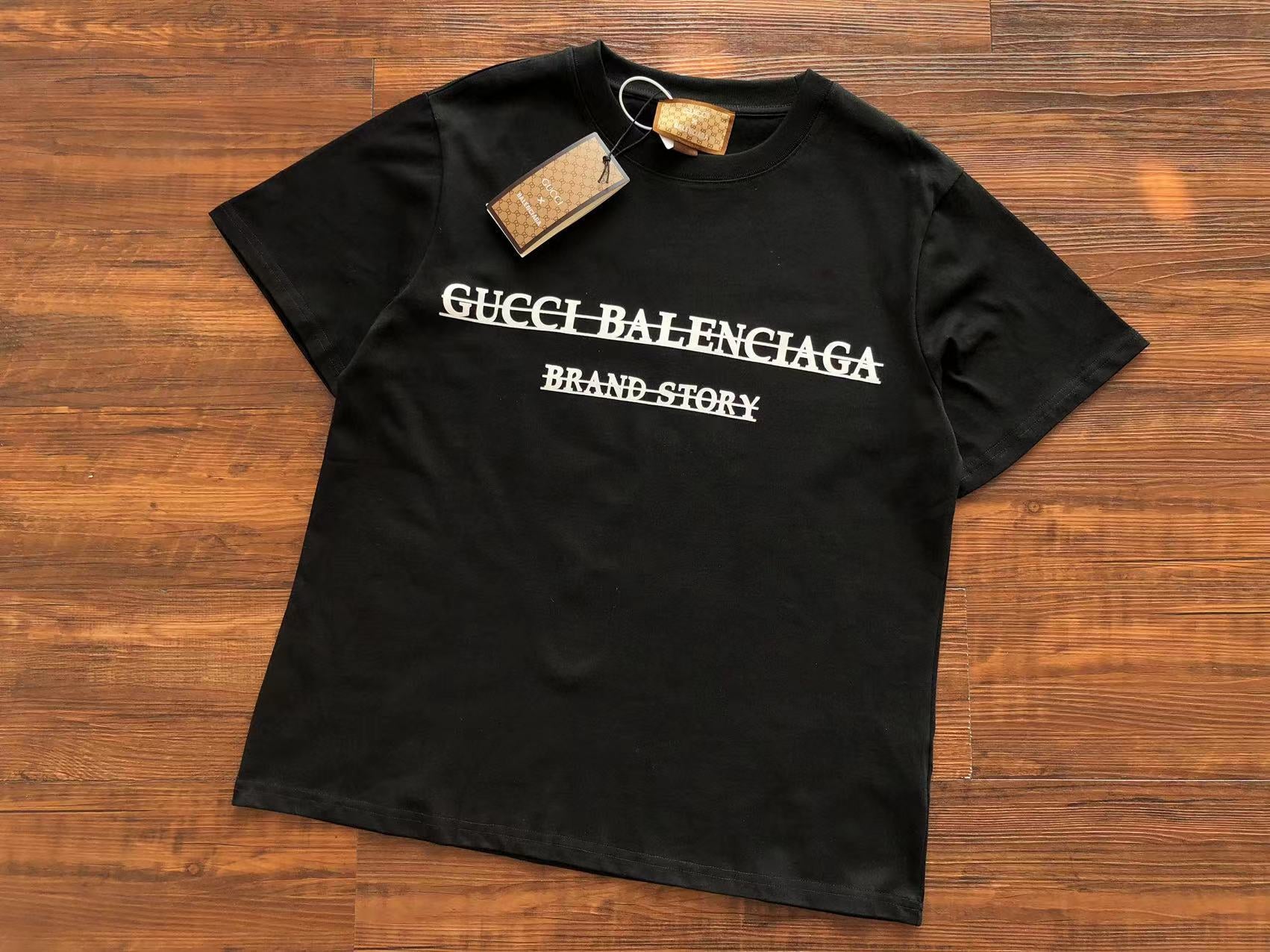 Gvc*1 x Ba1en*iaga T-shirt