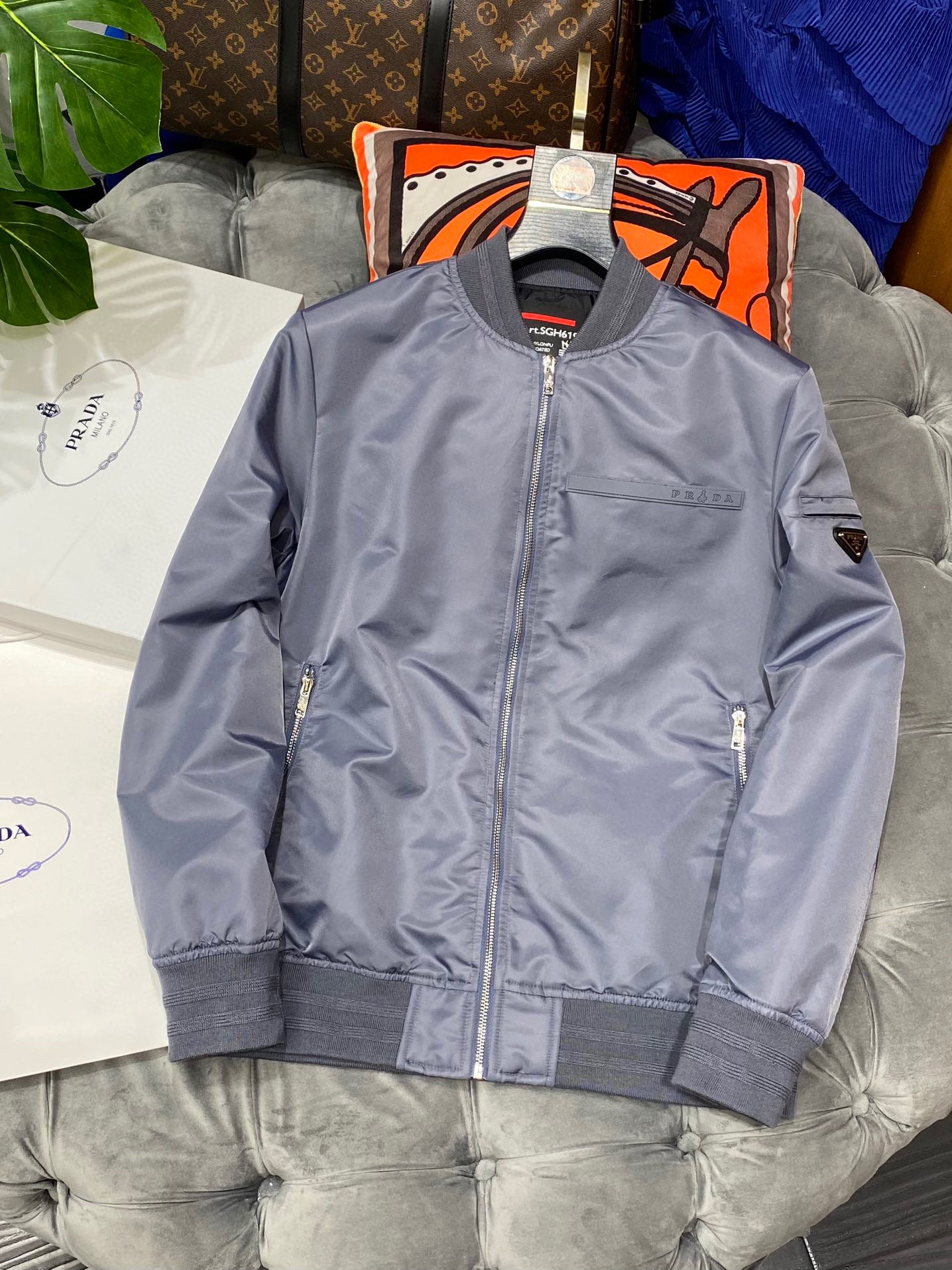 Pra*a Jacket