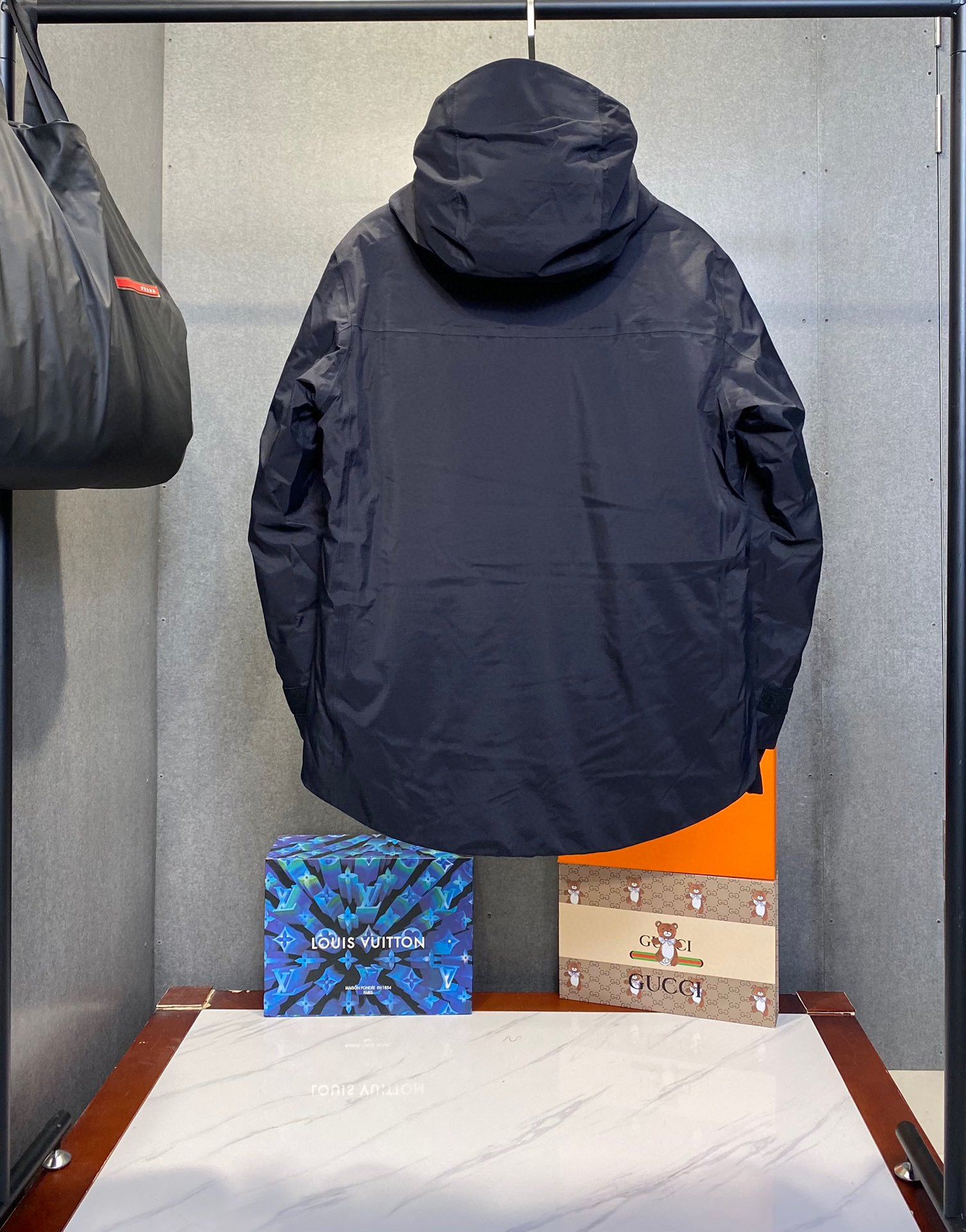 Pra*a Jacket