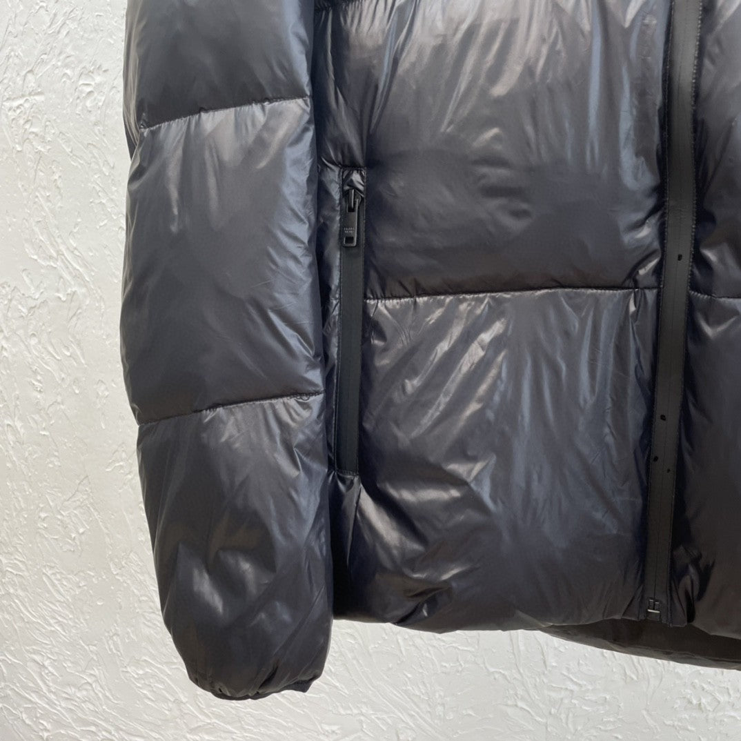 Pra*a Jacket