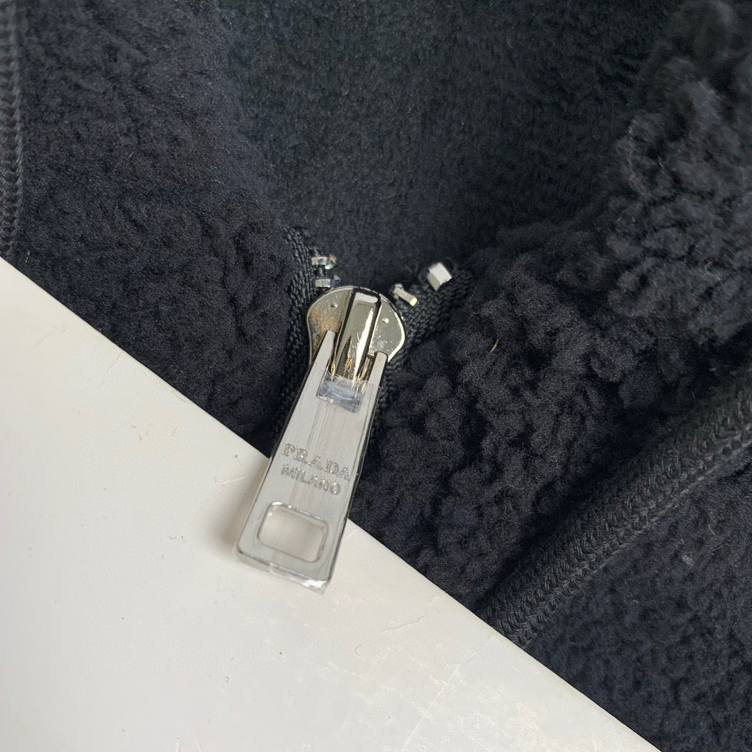 Pra*a Jacket
