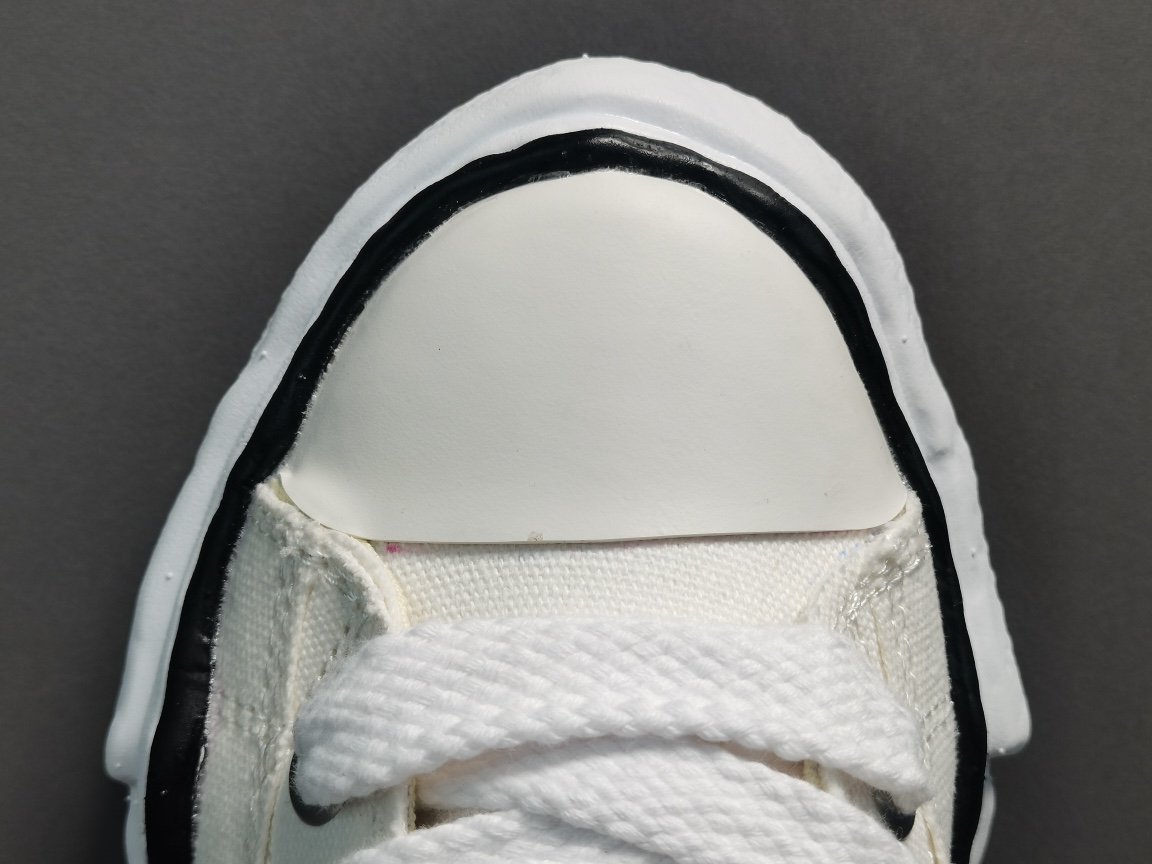 MlHAR YASUHlRO Og Sole A01FW702