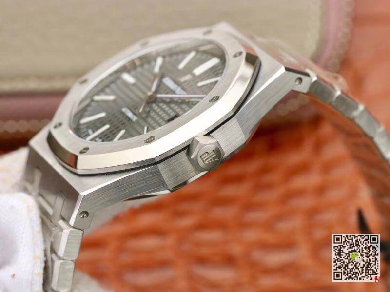 Replica Audemars P1g*et Royal Oak 15400ST.OO.1220ST.04 JF Factory 1:1 Best Edition Swiss ETA3120