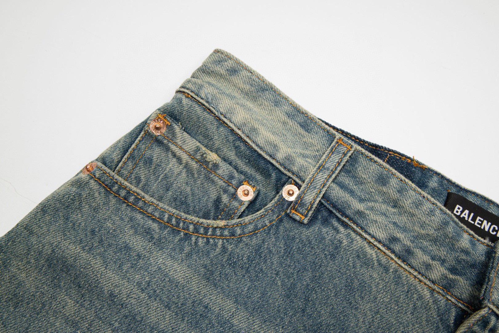 Ba1en*iaga Jeans