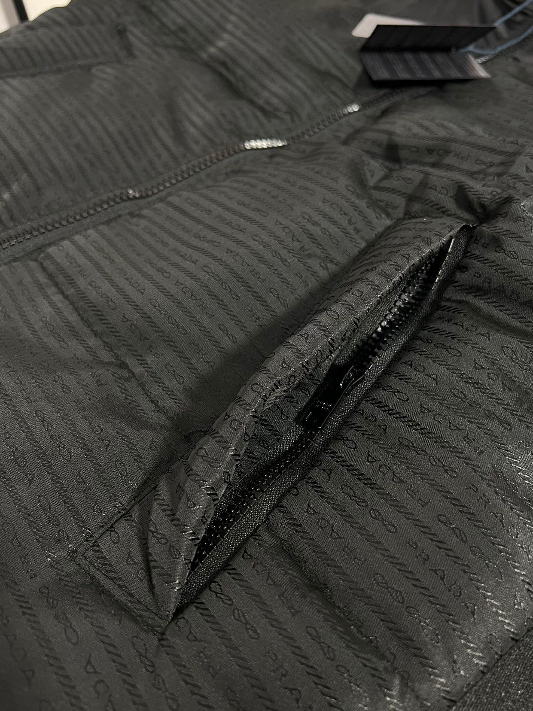 Pra*a Jacket