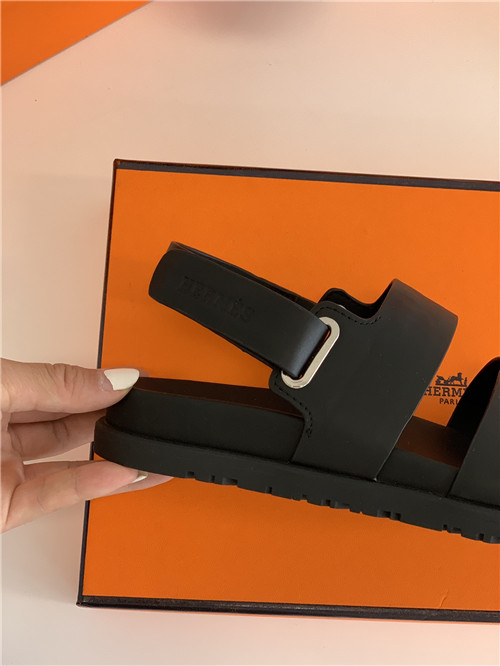H**me5 Chypre Dupe sandals women