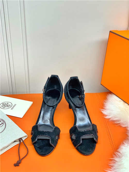 H**me5 high heel sandals