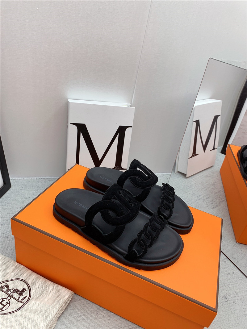 H**me5 couple shoes