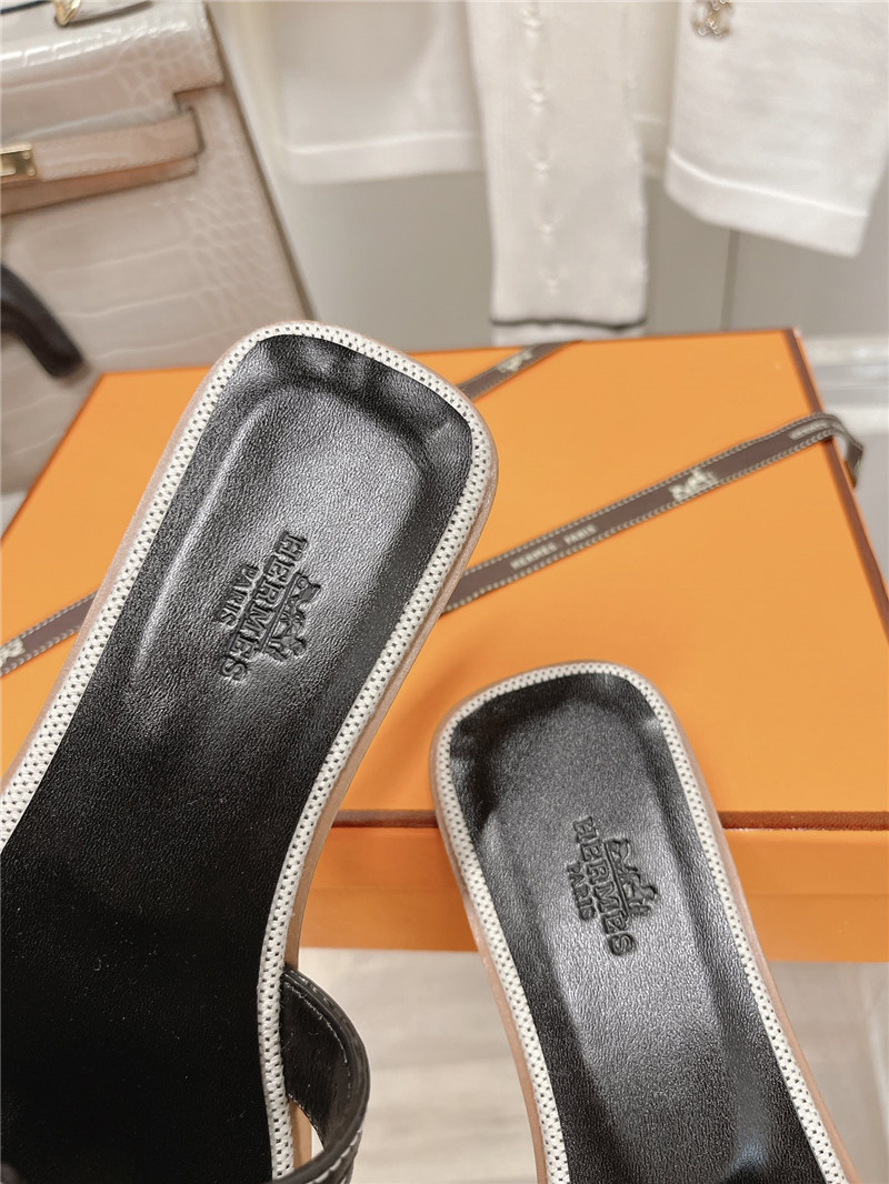 H**me5 flat sandals slippers