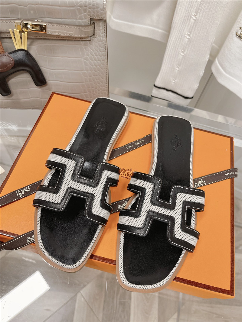 H**me5 flat sandals slippers