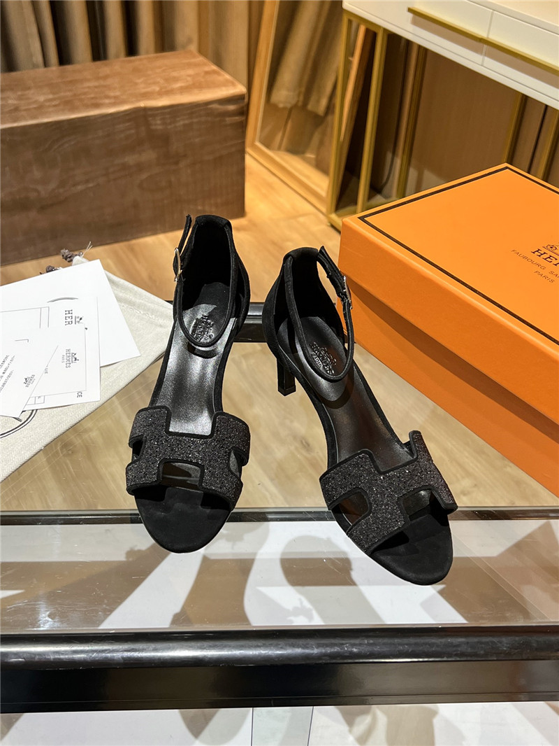 H**me5 high heel sandals