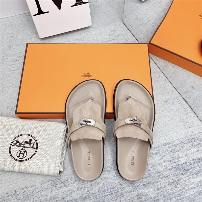 H**me5 couple shoes