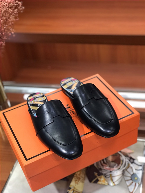 H**me5 loafers slippers