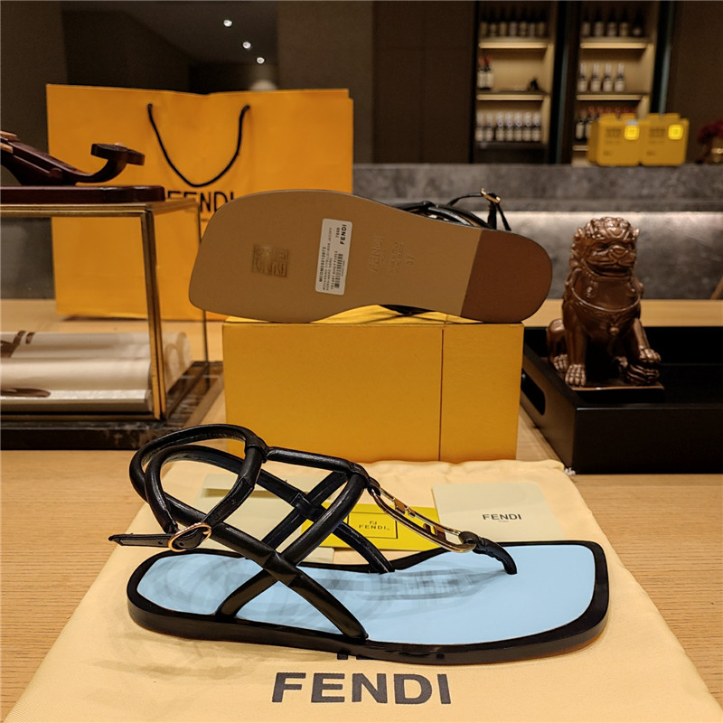 F**di flat beach sandals
