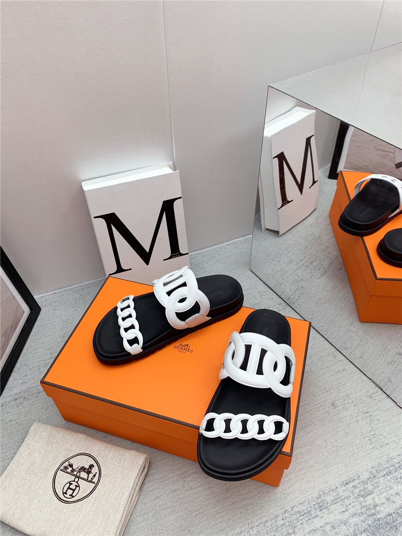 H**me5 couple shoes