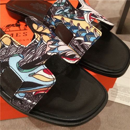 H**me5 flat slippers