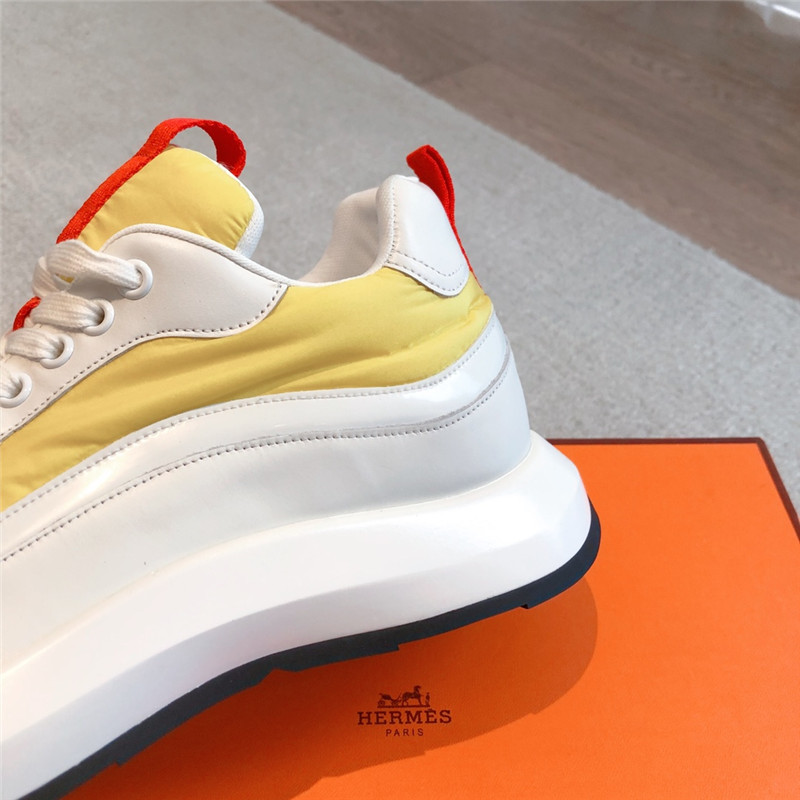 H**me5 new sneakers