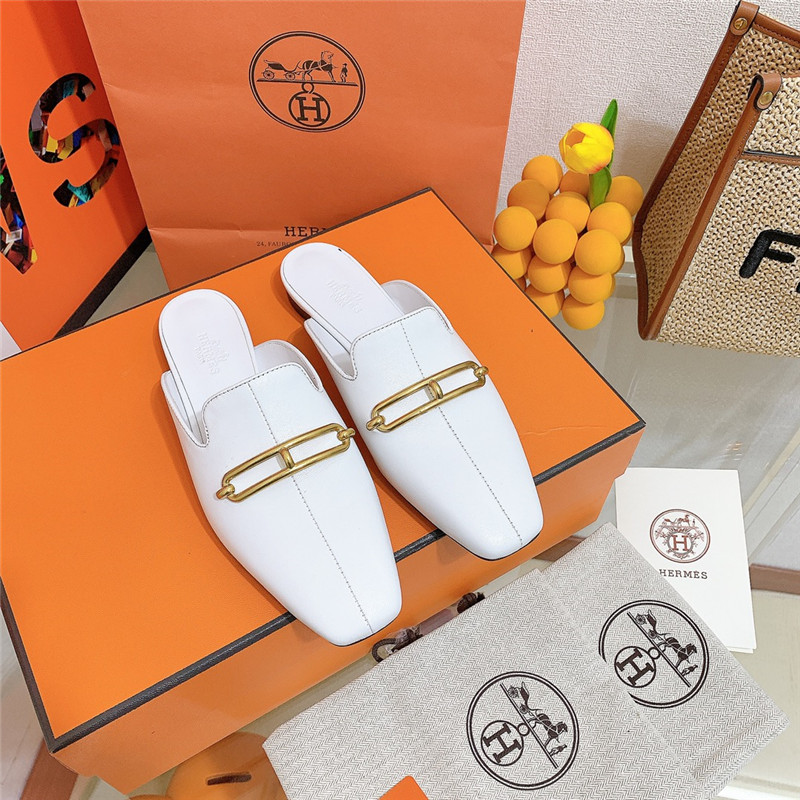 H**me5 flat slippers
