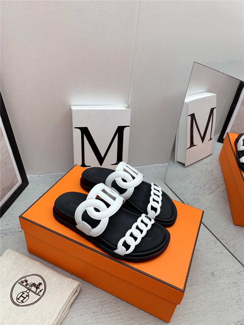 H**me5 couple shoes