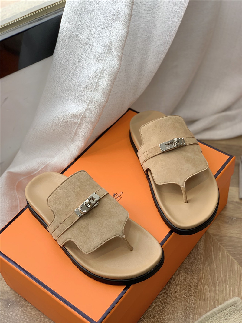 H**me5 Kelly buckle flip flops