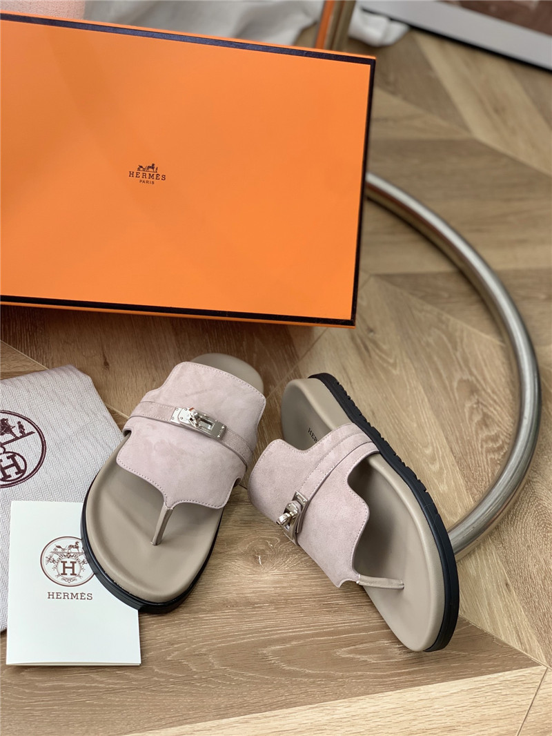 H**me5 Kelly buckle flip flops