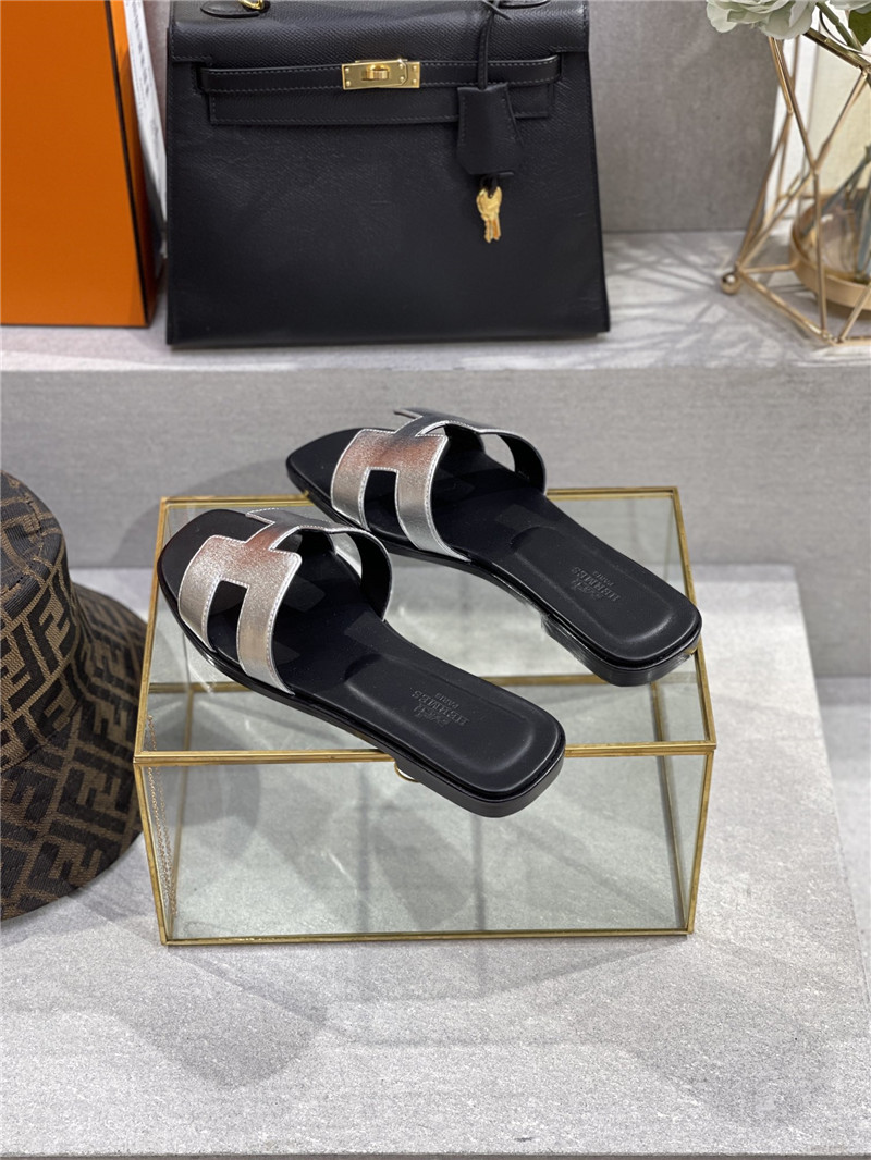 H**me5 early spring new color slippers