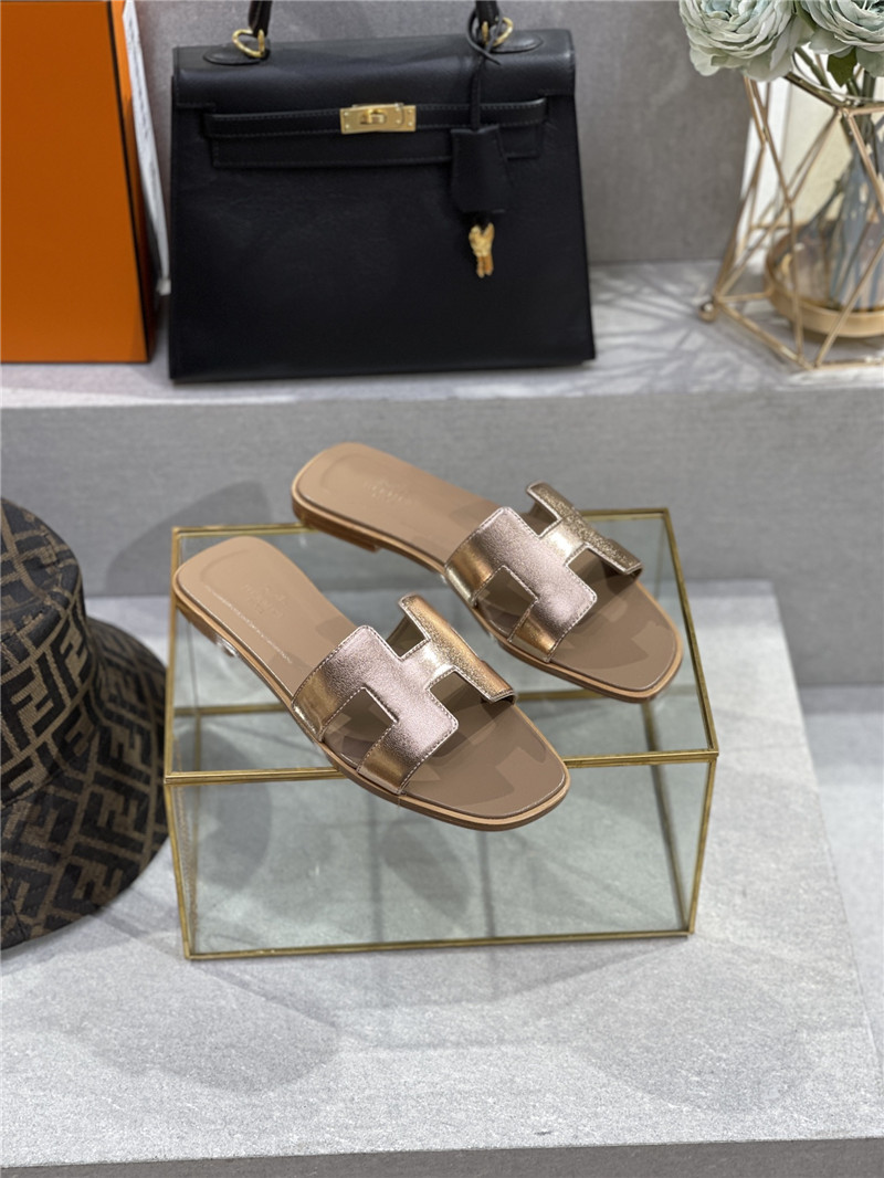 H**me5 early spring new color slippers