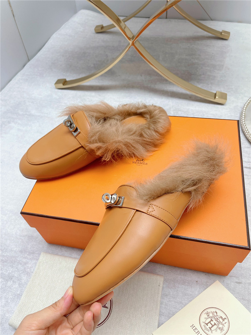 H**me5 classic wool slippers