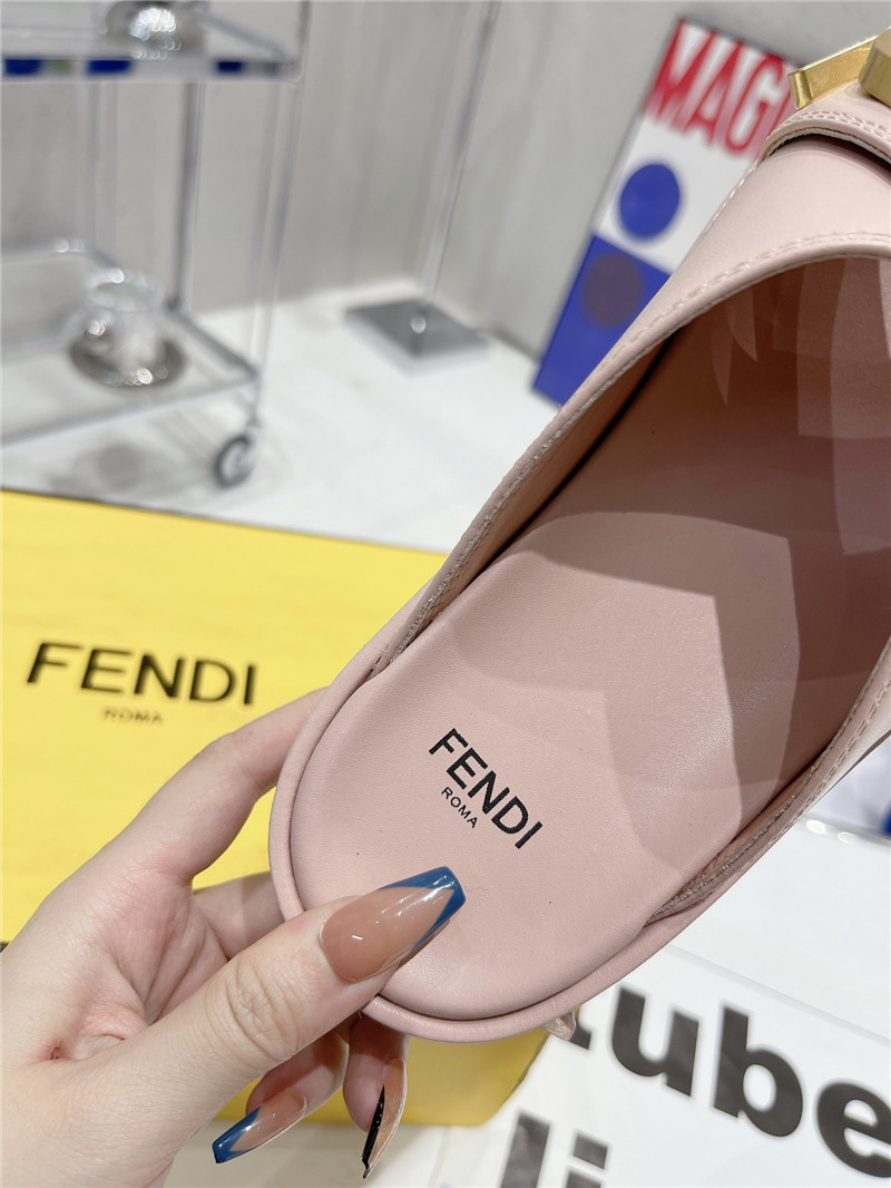 F**di metal logo slides
