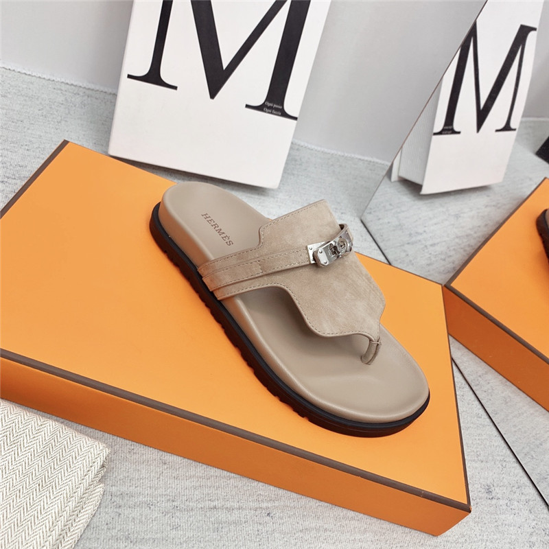 H**me5 couple shoes