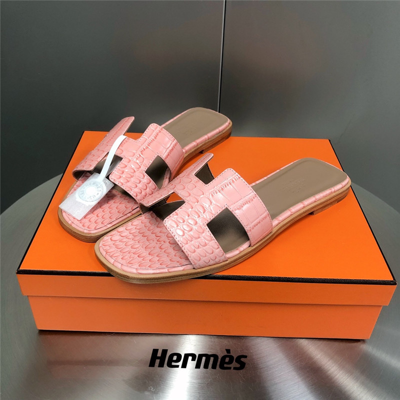H**me5 oran crocodile slippers
