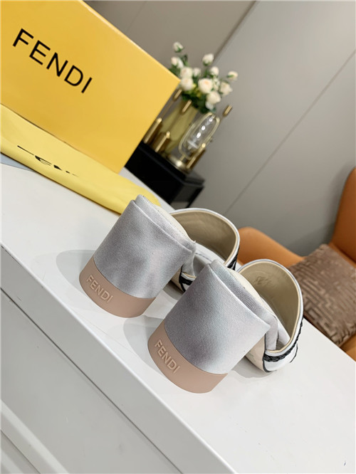 F**di logo sandals