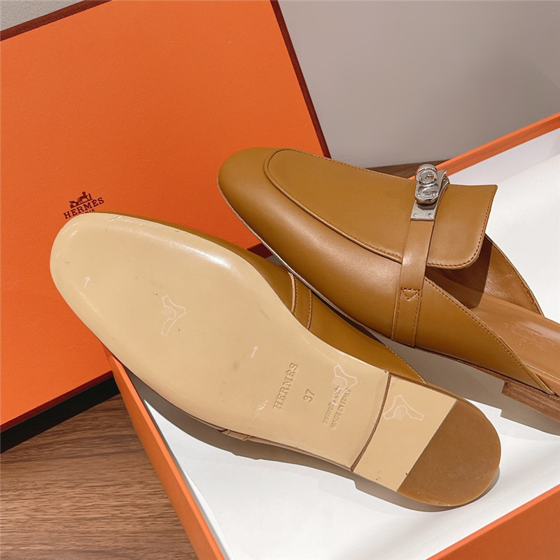 H**me5 mini kelly slippers