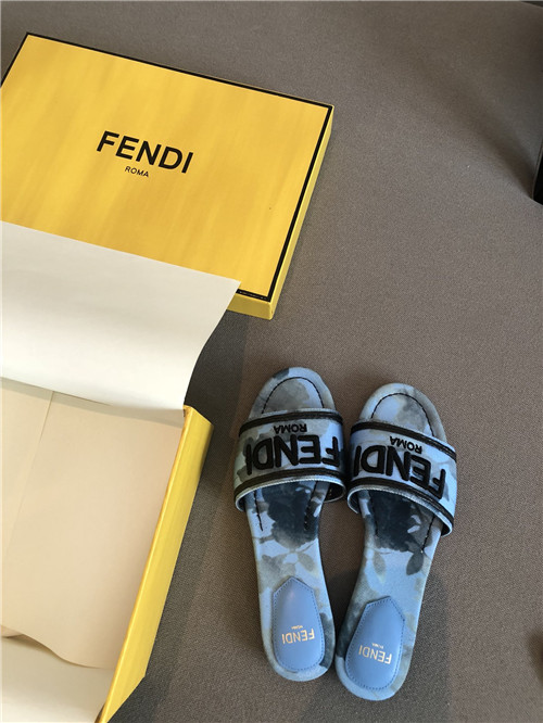 F**di slippers sandals