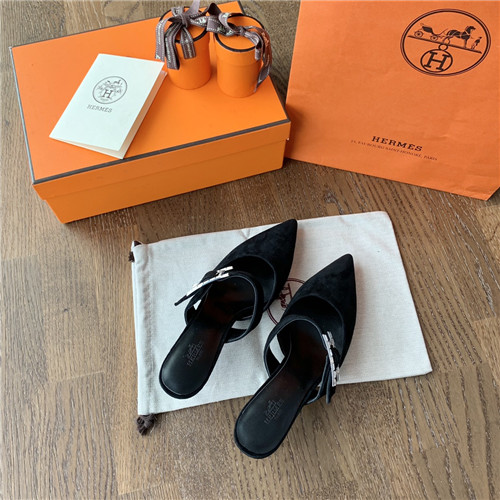 H**me5 heeled sandals