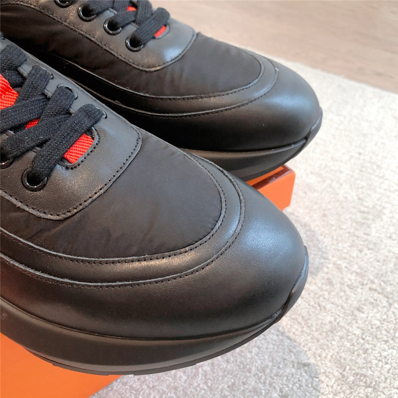 H**me5 new sneakers