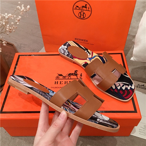 H**me5 flat slippers