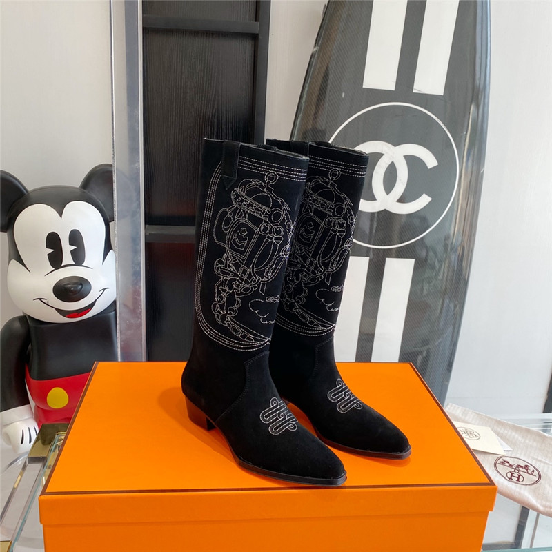 H**me5 embroidered long boots