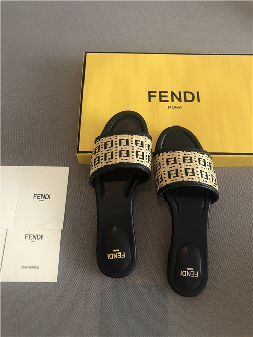 F**di slippers sandals