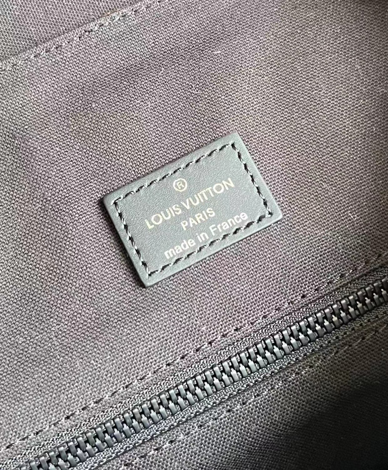 L0vis Vvtt0n Christopher MM Radiant Sun