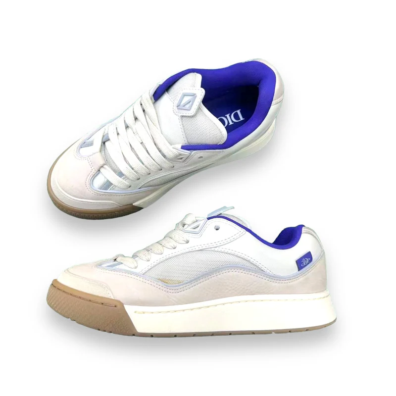 D10r Low Trainers