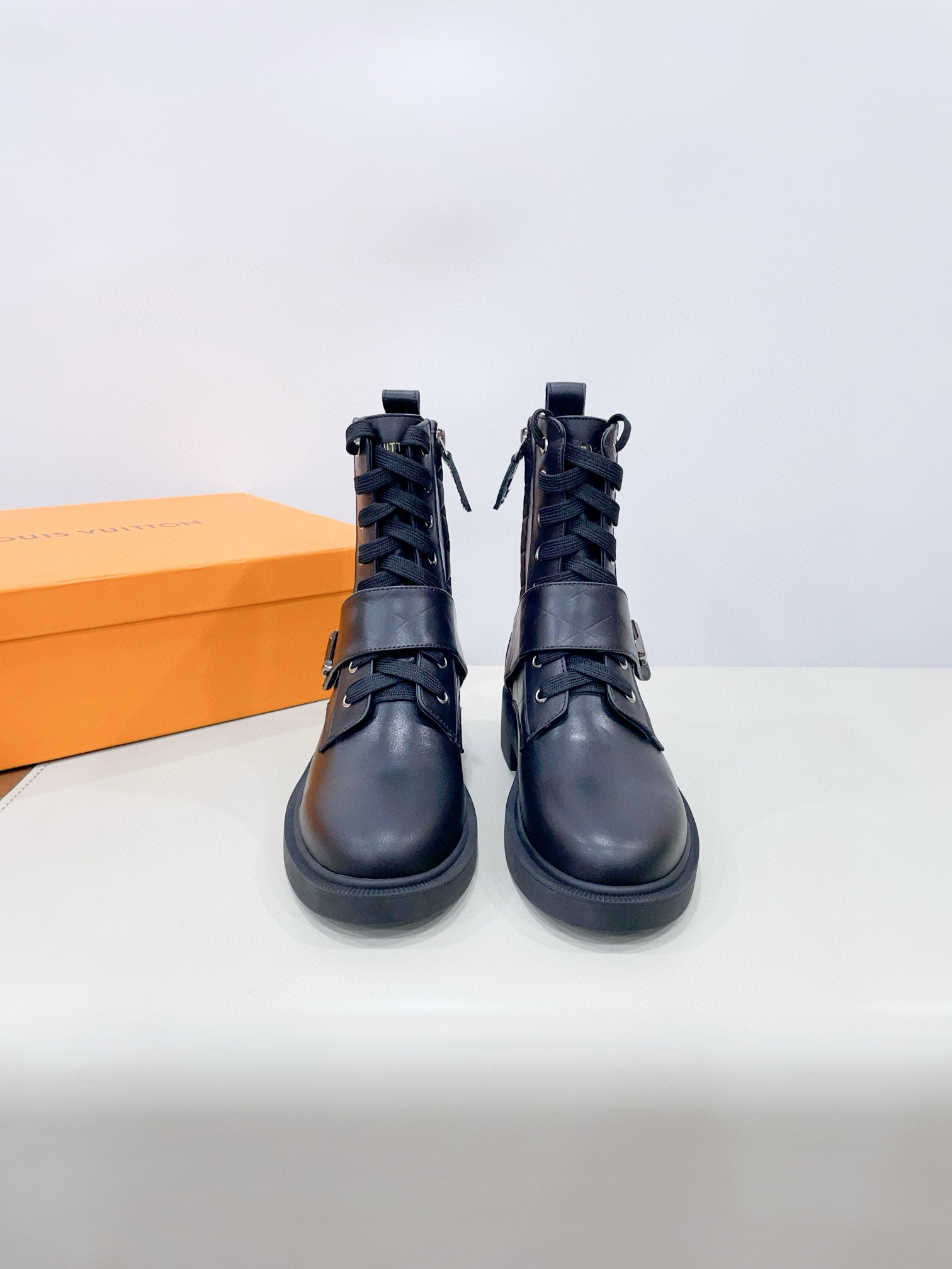 LV Beaubourg leather short boots