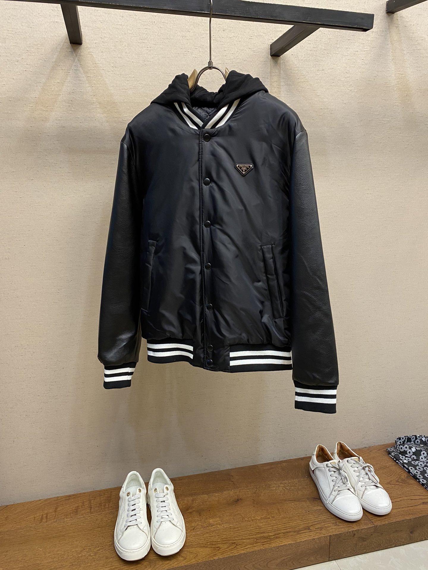 Pra*a Jacket