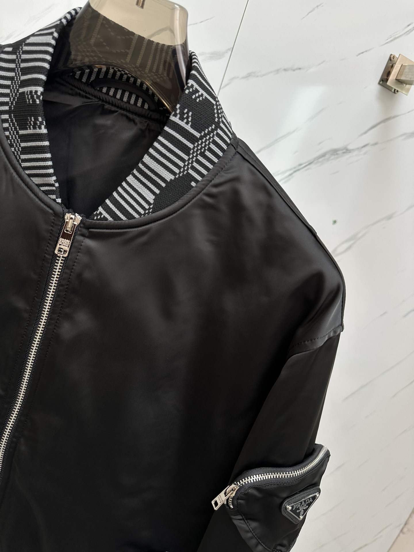 Pra*a Jacket