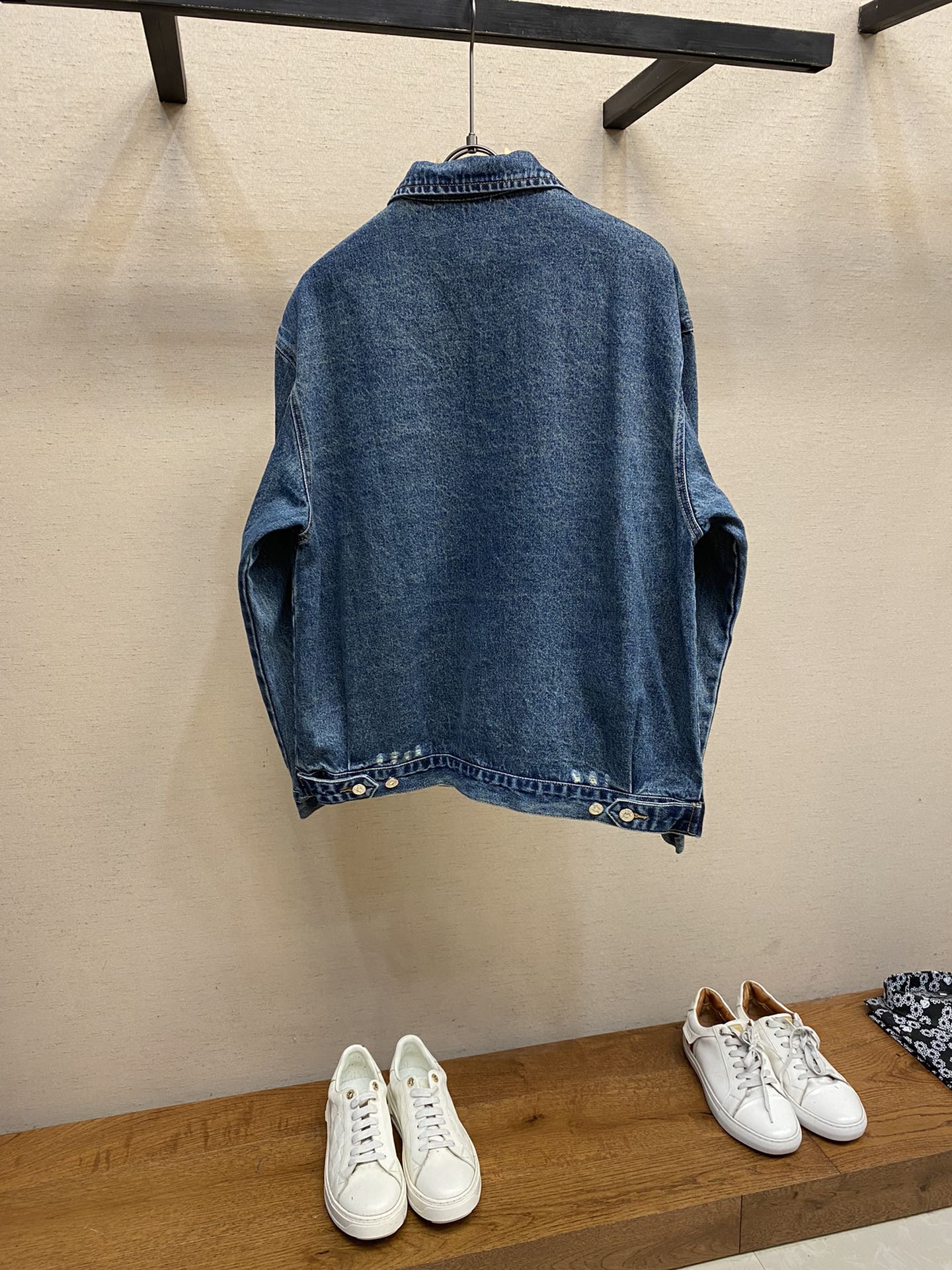 Pra*a Jacket