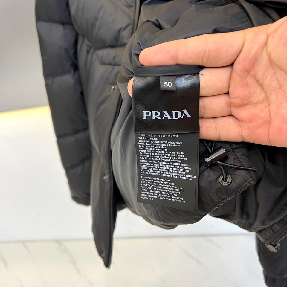 Pra*a Jacket