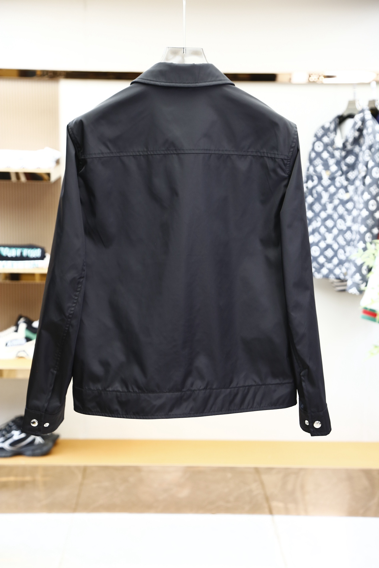 Pra*a Jacket