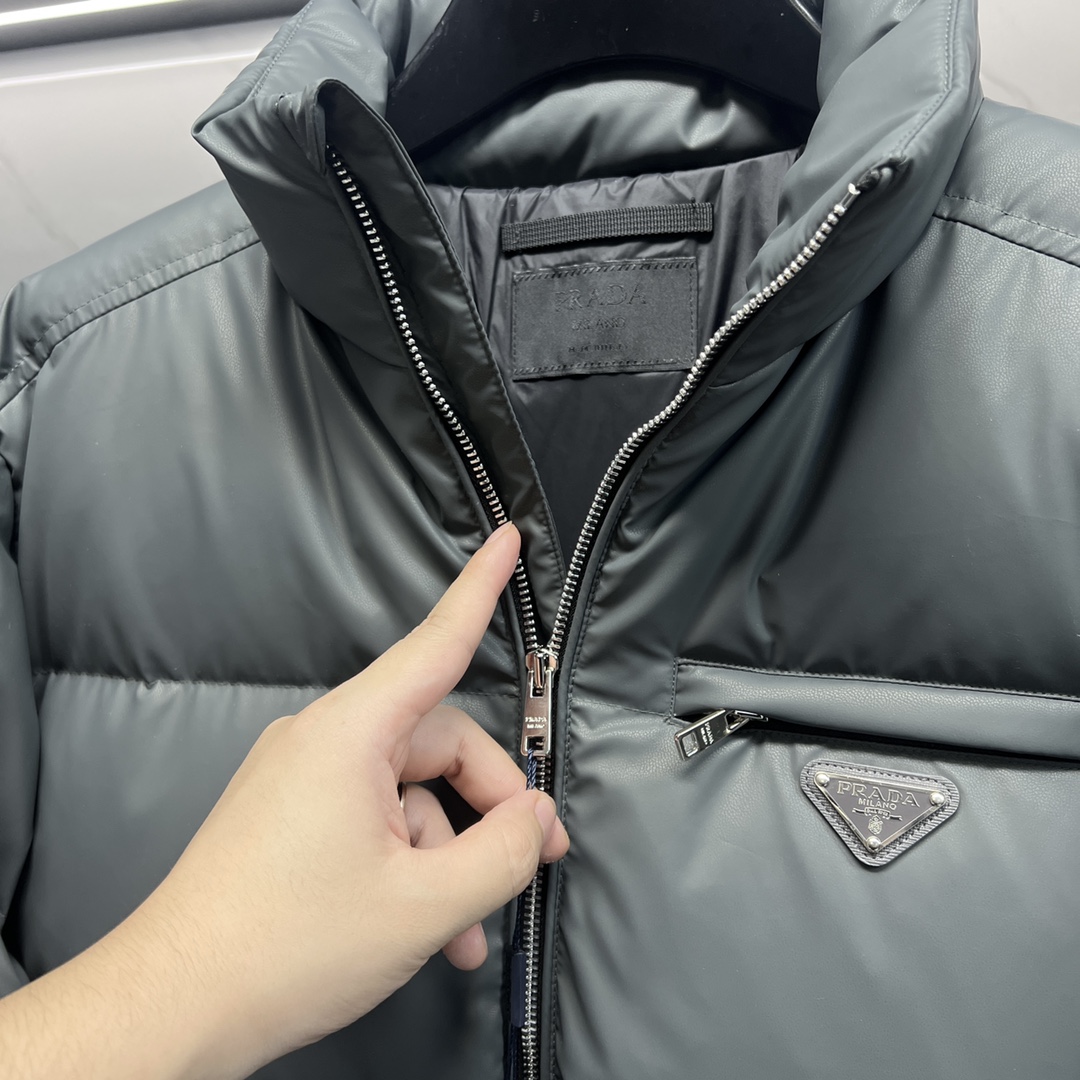 Pra*a Jacket