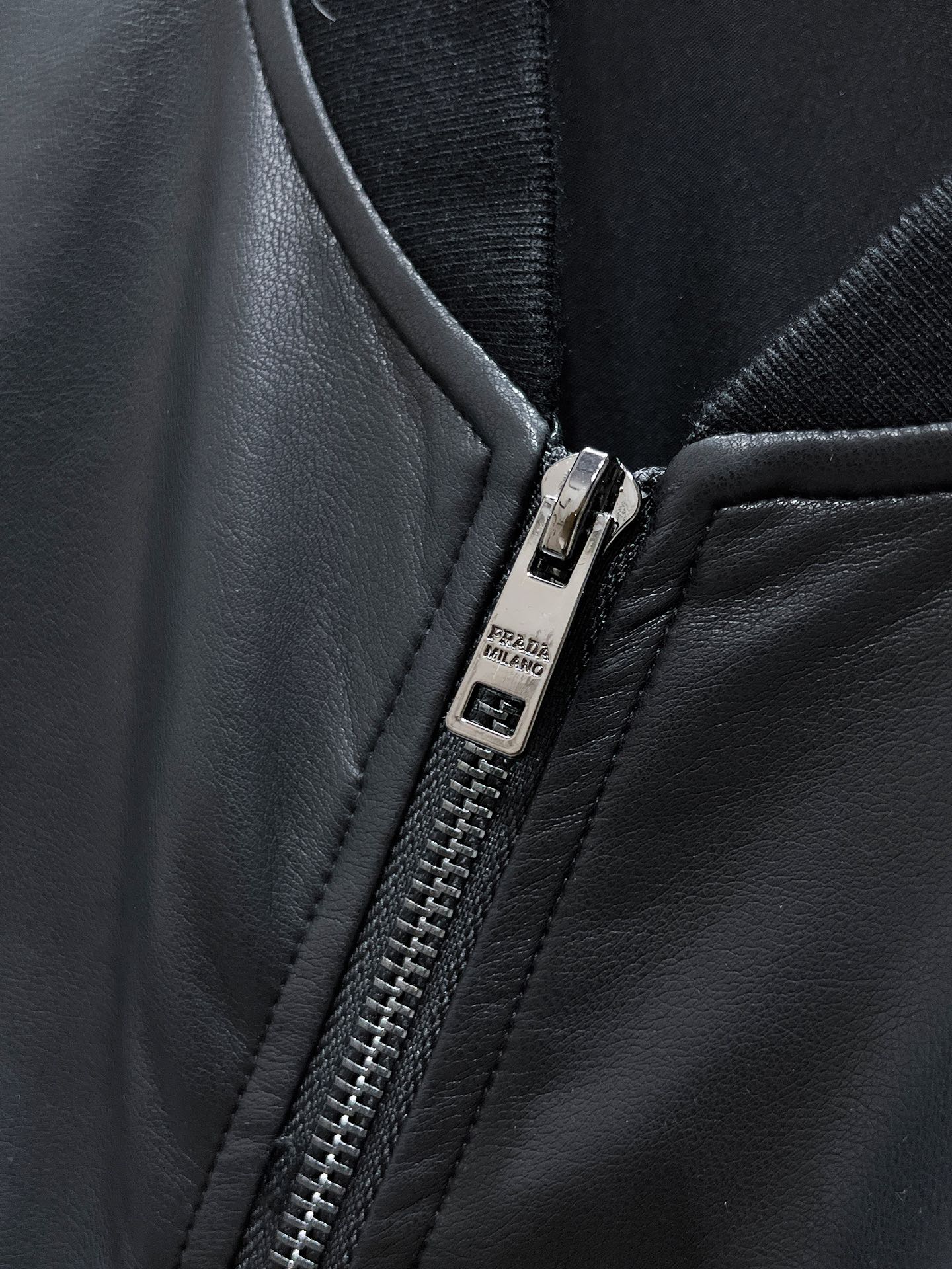 Pra*a Jacket